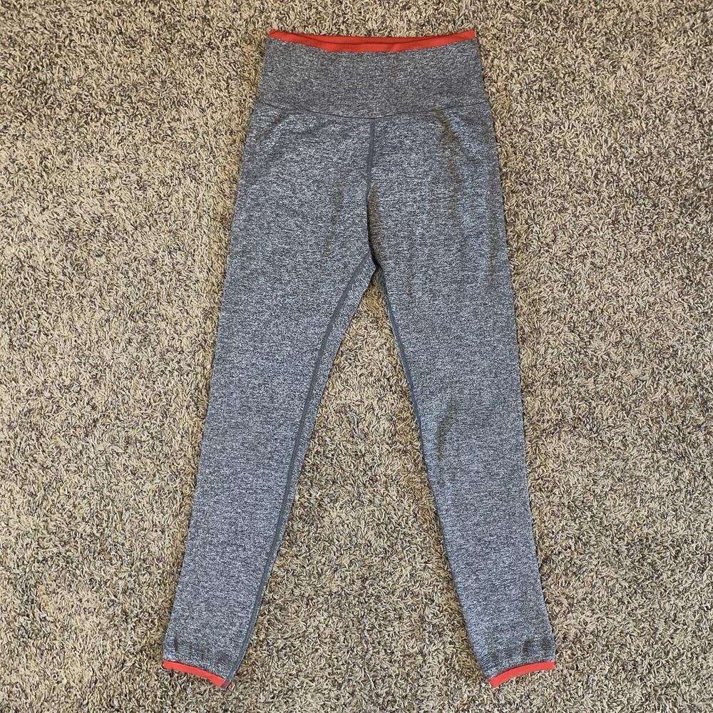 Athleta‎ Leggings Womens Small Andes High Rise Gray Red Seamless Tight
